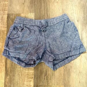 Old Navy women’s S blue linen shorts